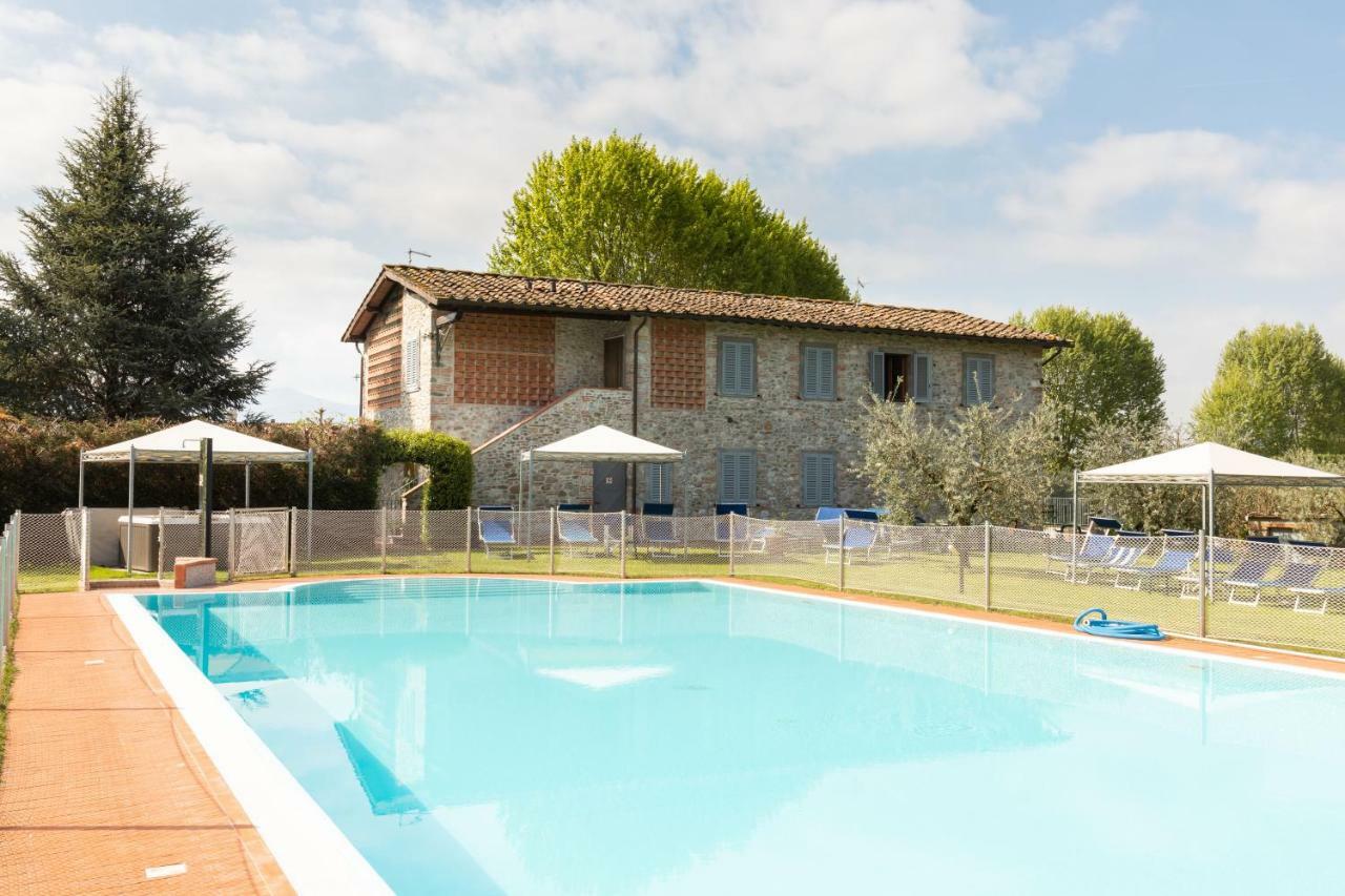 Agriturismo Casolare Lucchese Λούκα Εξωτερικό φωτογραφία